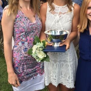 Stunning short white dress!